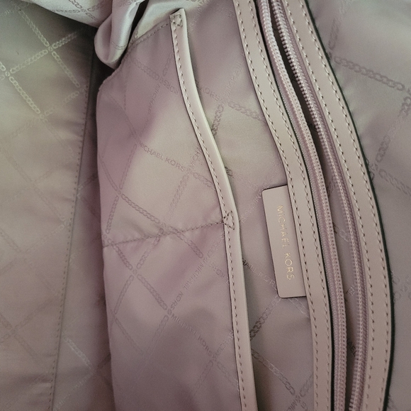 Bedford Travel Extra LG Weekender Bag Light Pink and Vanilla Color - Picture 7 of 12